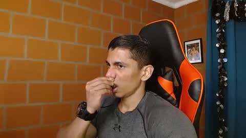 Snapshot of adan_sin1 chatting on January 2025 08:31:02 PM Adan Sin online show from January 2025 08:31:02 PM