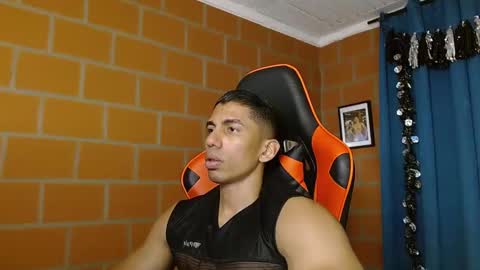 Snapshot of adan_sin1 chatting on January 2025 07:00:02 PM Adan Sin online show from January 2025 07:00:02 PM