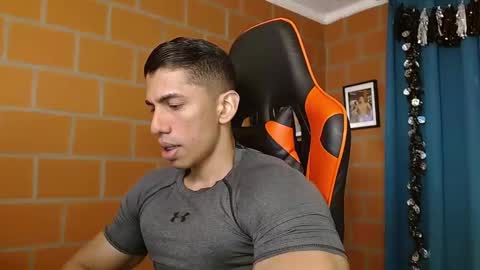 Snapshot of adan_sin1 chatting on February 2025 02:56:02 PM Adan Sin online show from February 2025 02:56:02 PM