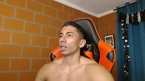 Snapshot of adan_sin1 chatting on February 2025 11:58:02 PM Adan Sin online show from February 2025 11:58:02 PM