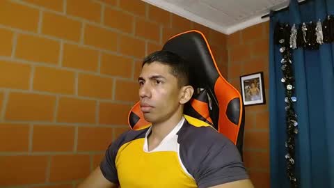 Snapshot of adan_sin1 chatting on February 2025 02:37:01 PM Adan Sin online show from February 2025 02:37:01 PM