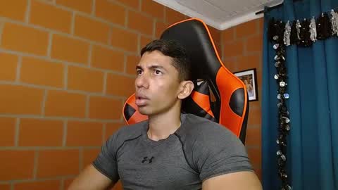 Snapshot of adan_sin1 chatting on February 2025 04:25:01 PM Adan Sin online show from February 2025 04:25:01 PM