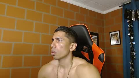 Snapshot of adan_sin1 chatting on February 2025 11:13:02 PM Adan Sin online show from February 2025 11:13:02 PM