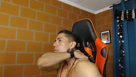 Snapshot of adan_sin1 chatting on February 2025 02:14:02 PM Adan Sin online show from February 2025 02:14:02 PM