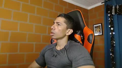 Snapshot of adan_sin1 chatting on March 2025 02:15:02 PM Adan Sin online show from March 2025 02:15:02 PM