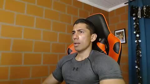 Snapshot of adan_sin1 chatting on March 2025 05:18:01 PM Adan Sin online show from March 2025 05:18:01 PM