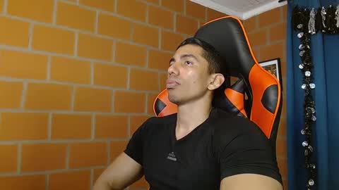 Snapshot of adan_sin1 chatting on March 2025 03:48:02 PM Adan Sin online show from March 2025 03:48:02 PM