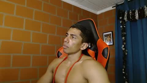 Snapshot of adan_sin1 chatting on March 2025 06:23:02 PM Adan Sin online show from March 2025 06:23:02 PM