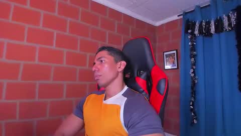 Snapshot of adan_sin1 chatting on March 2025 06:48:01 PM Adan Sin online show from March 2025 06:48:01 PM