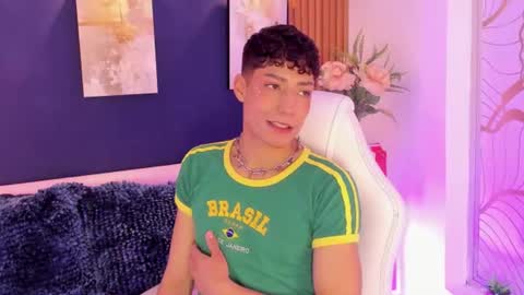 Snapshot of adann_scott chatting on June 2026 12:13:02 PM Adan online show from June 2026 12:13:02 PM