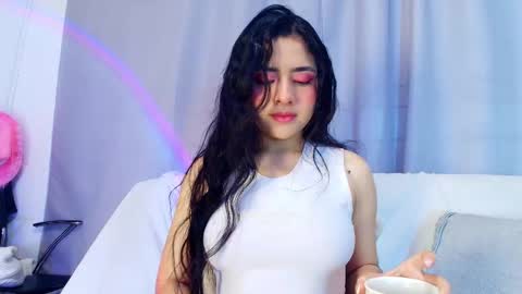  Adara Johnson  online show from November 2025 11:41:01 AM