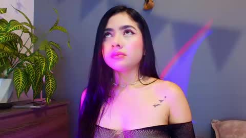 Snapshot of adara_johnson_ chatting on July 2026 12:33:01 PM Adara Johnson online show from July 2026 12:33:01 PM