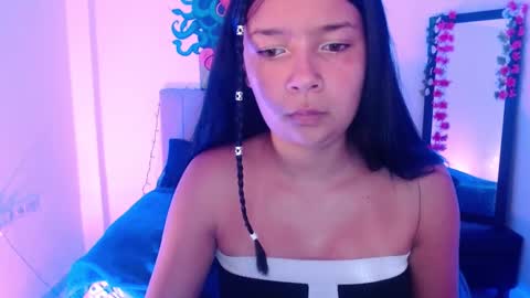 Snapshot of adarha_beaumont chatting on January 2025 09:34:01 PM adarha_beaumont online show from January 2025 09:34:01 PM