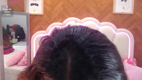 adarose_ online show from February 2026 11:15:02 PM