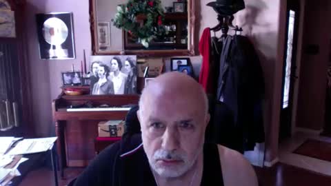 add_me_2 online show from April 2026 06:10:01 PM