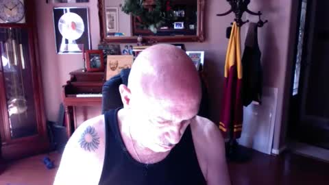 Snapshot of add_me_2 chatting on May 2026 03:06:01 PM add_me_2 online show from May 2026 03:06:01 PM