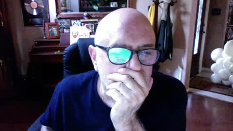 Snapshot of add_me_2 chatting on June 2026 11:18:02 PM add_me_2 online show from June 2026 11:18:02 PM
