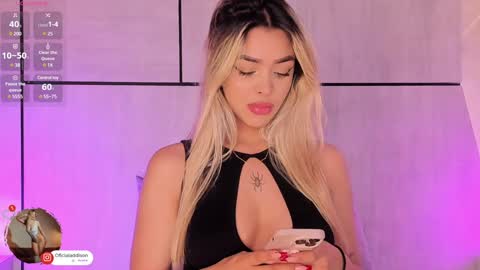 A D D I S O N  online show from January 2025 07:53:02 PM