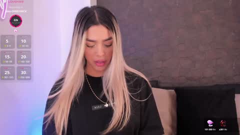 A D D I S O N  online show from January 2025 08:07:01 PM