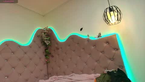 addy__02 online show from February 2026 06:28:01 PM