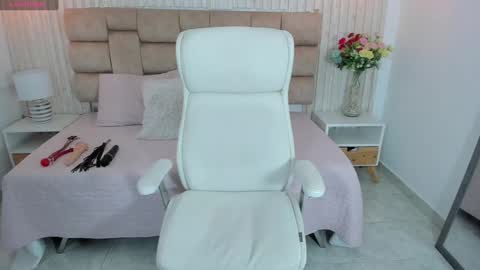 Addy Jones online show from December 2024 10:40:01 PM