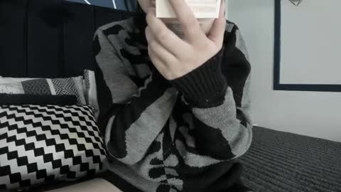 Ade  online show from February 2025 07:52:02 PM