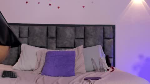 adela online show from March 2026 04:50:02 AM