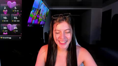 Snapshot of adela_parker chatting on April 2026 09:20:01 PM Adela Parker online show from April 2026 09:20:01 PM