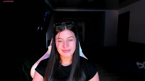 Snapshot of adela_parker chatting on April 2026 07:52:01 PM Adela Parker online show from April 2026 07:52:01 PM