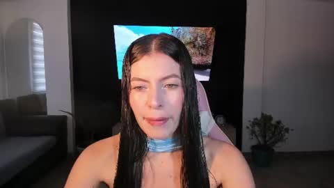 Snapshot of adela_parker chatting on July 2026 09:43:02 PM Adela Parker online show from July 2026 09:43:02 PM