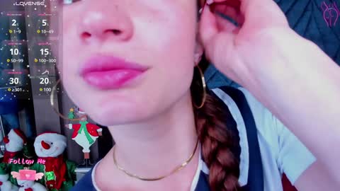 Adelaine online show from December 2024 04:30:02 AM