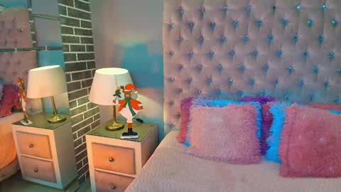 Adelaine online show from December 2025 12:52:02 AM