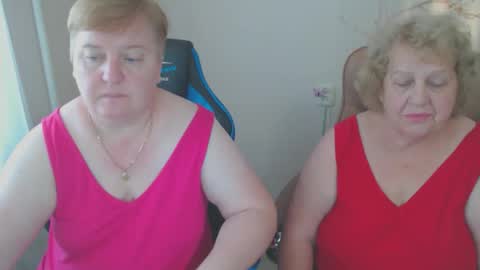 Snapshot of adelandsofia chatting on September 2025 03:55:01 PM AdelAndSofia online show from September 2025 03:55:01 PM