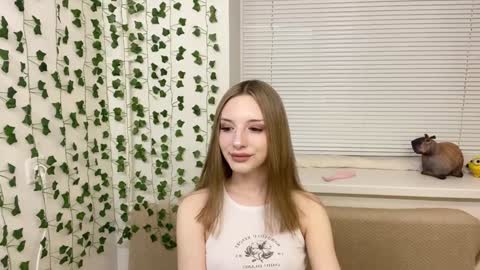 Snapshot of adele0_0 chatting on December 2024 02:38:01 PM Adele online show from December 2024 02:38:01 PM