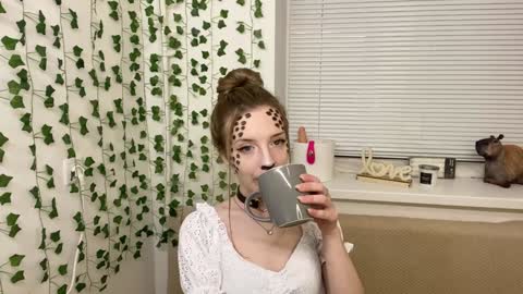 Snapshot of adele0_0 chatting on December 2024 02:50:02 PM Adele online show from December 2024 02:50:02 PM