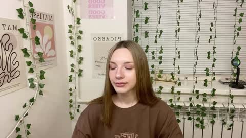 Snapshot of adele0_0 chatting on December 2024 01:03:01 PM Adele online show from December 2024 01:03:01 PM