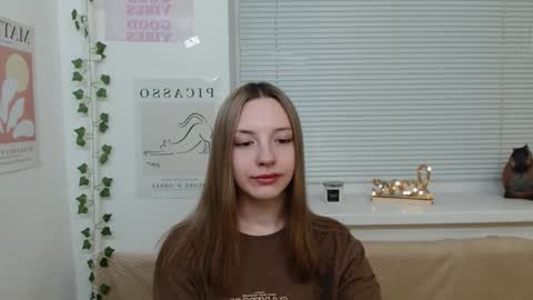 Snapshot of adele0_0 chatting on January 2025 03:26:01 PM Adele online show from January 2025 03:26:01 PM