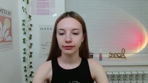 Snapshot of adele0_0 chatting on January 2025 02:44:01 PM Adele online show from January 2025 02:44:01 PM