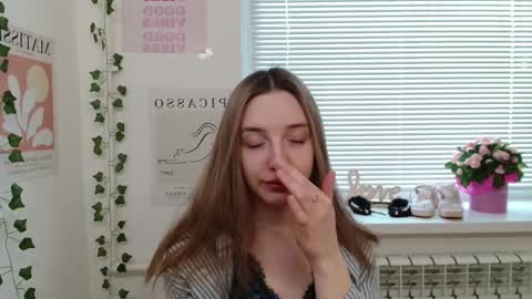 Snapshot of adele0_0 chatting on February 2025 11:10:02 AM Adele online show from February 2025 11:10:02 AM