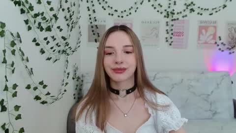 Snapshot of adele0_0 chatting on February 2025 11:13:02 AM Adele online show from February 2025 11:13:02 AM