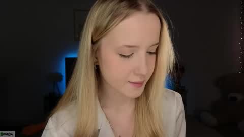 Snapshot of adele_armas chatting on February 2026 09:33:01 PM Adele online show from February 2026 09:33:01 PM