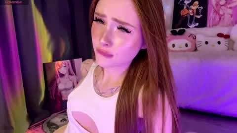 Snapshot of adele_kawaii chatting on June 2026 09:32:02 PM Adele online show from June 2026 09:32:02 PM