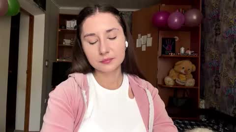 Snapshot of adeleapel chatting on February 2026 06:11:02 AM Poly online show from February 2026 06:11:02 AM