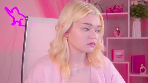 Snapshot of adelecartier chatting on May 2026 03:15:01 AM Adele 2200 -700 1000 UTCGMT 100 online show from May 2026 03:15:01 AM
