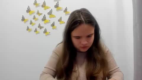 adelecruzz online show from January 2025 01:25:02 PM