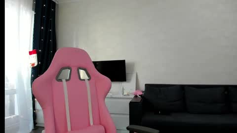 Adele online show from December 2024 04:11:01 AM