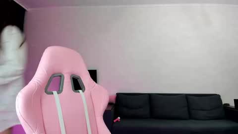 Adele online show from February 2025 01:02:02 AM