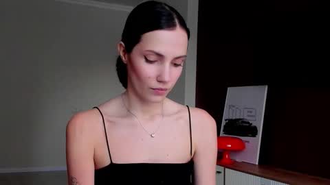 Adele Shine online show from November 2025 09:41:01 AM