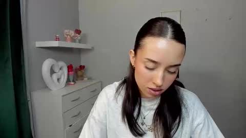 Adele online show from April 2026 05:51:02 AM