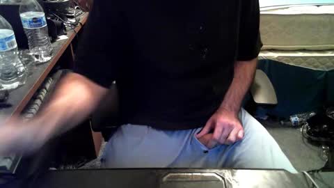 adelhi20 online show from October 2025 07:04:02 PM